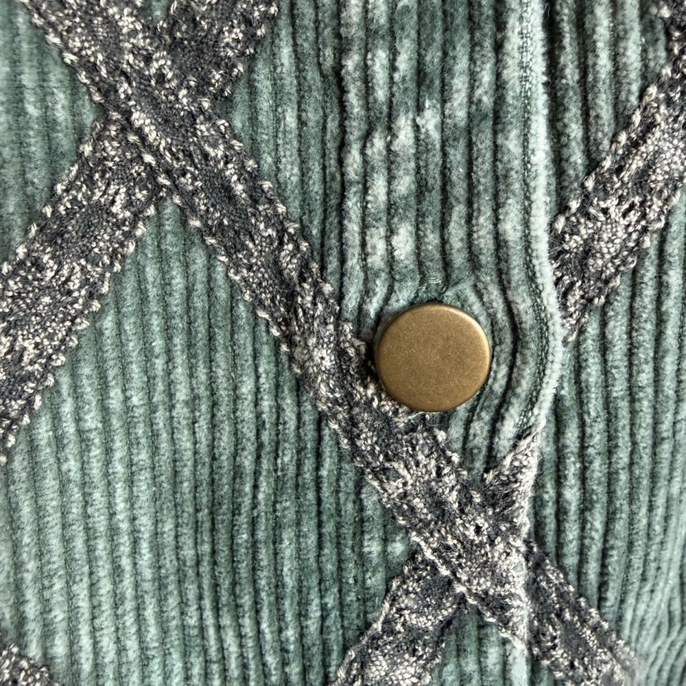 Oli & Hali Sagewood Stitch Corduroy Shacket - Picture 6 of 8